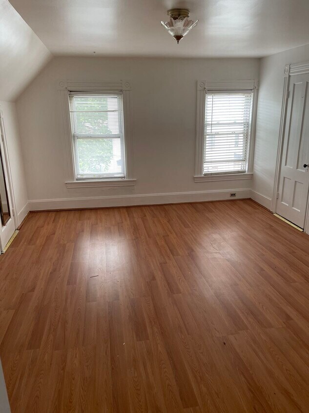 Foto principal - 141 Massabesic St