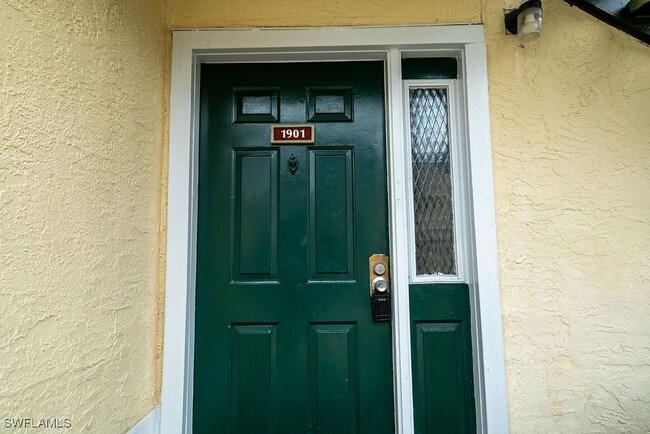 Foto del edificio - 2045 Rookery Bay Dr