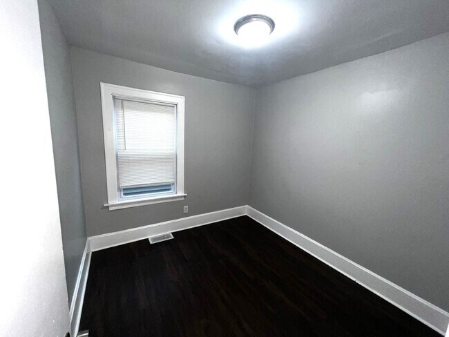 Foto del edificio - 10655 S Hoxie Ave