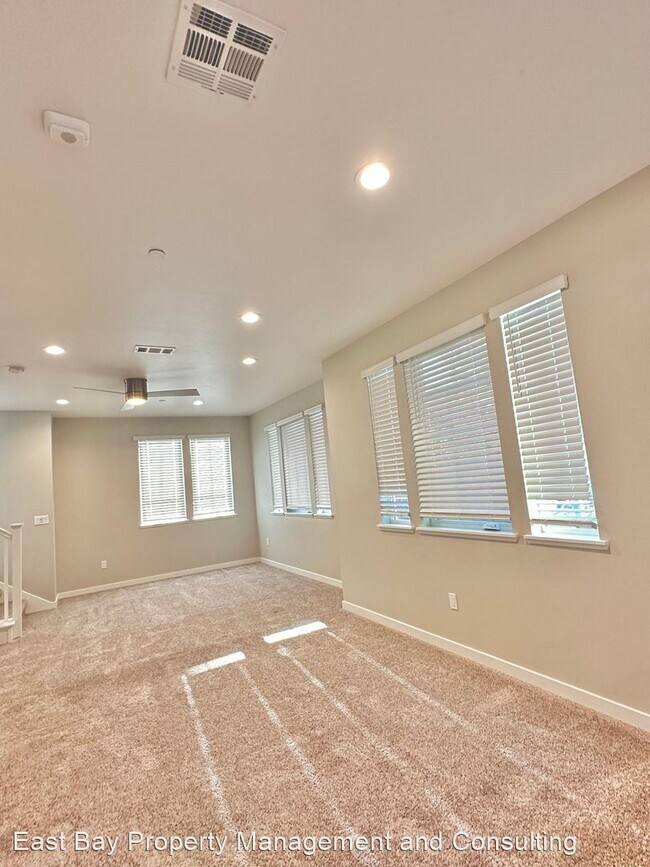 2 br, 2.5 bath House 3881 Bonde Way House Rental in Fremont, CA