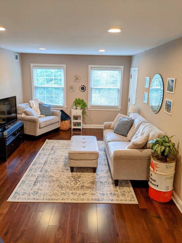 Foto principal - 2401 Arlington Blvd