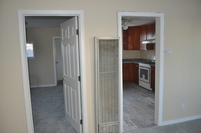 BR & Kitchen - 432 Bryan Ave