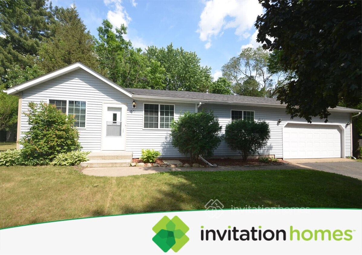 1571 Racine Ave S, Lakeland, MN 55043 House Rental in Lakeland, MN