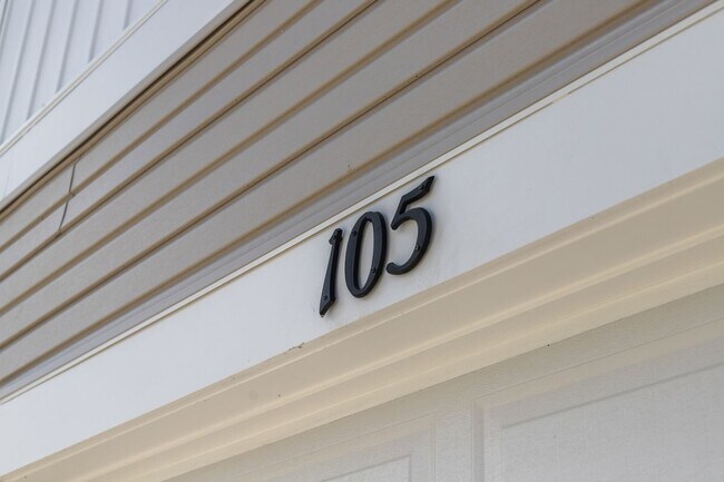 Foto del edificio - 105 Milburn Dr