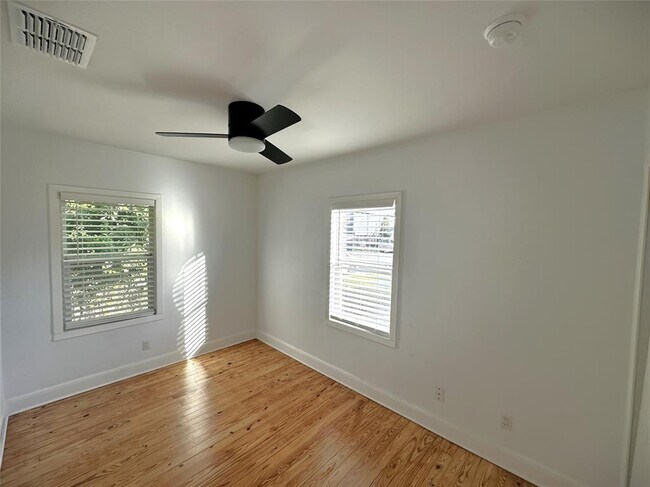 Building Photo - 306 Blackson Ave