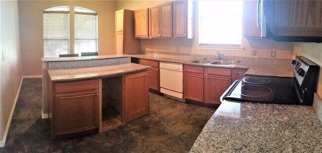 Building Photo - 6363 Freshwater Ln