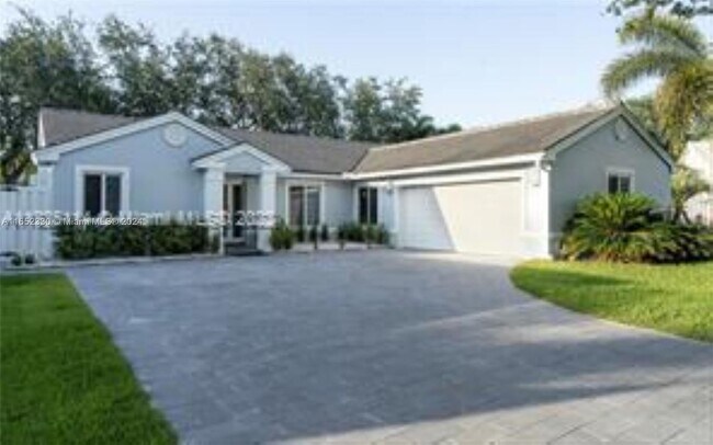 Building Photo - 12721 SW 17th Ct