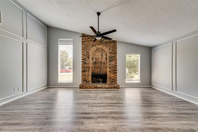 Foto del edificio - 2814 Meadow Park Dr