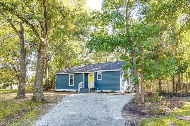 Foto del edificio - 15909 Dockside Ct