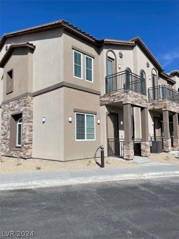 Foto del edificio - 6422 Spring Jog St