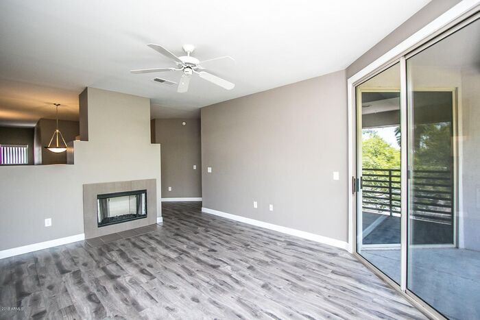 Primary Photo - Stunning 2 bedroom Condo