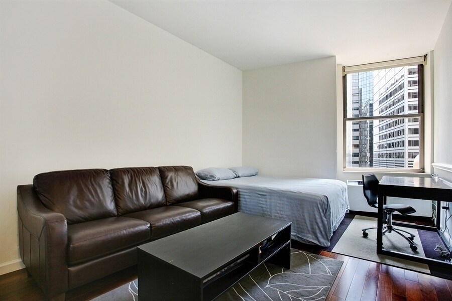 Studio - 82 Beaver St