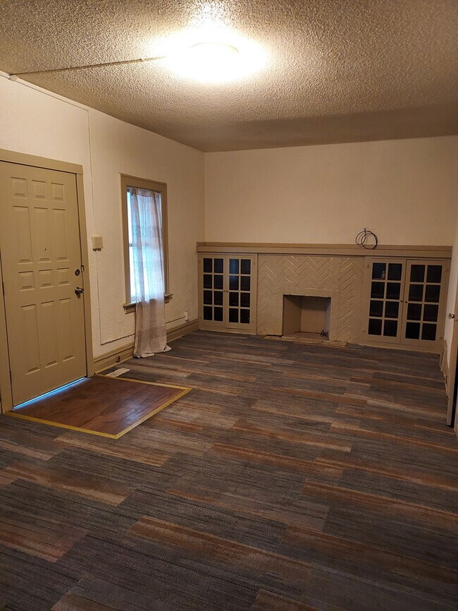 Building Photo - 4555 Harrison St