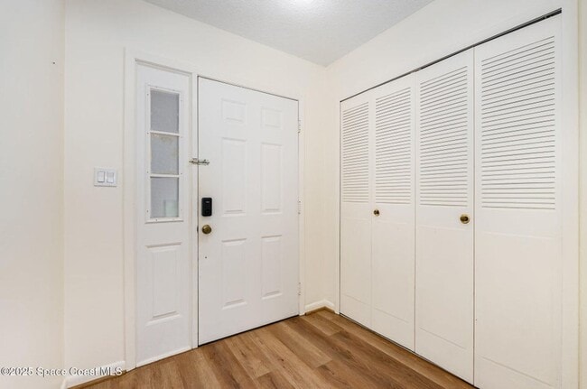 Building Photo - 3549 Muirfield Dr