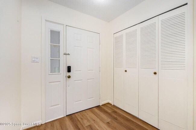 Foto del edificio - 3549 Muirfield Dr