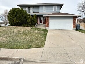 Building Photo - 802 Colony Ct