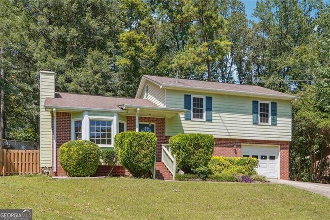 Building Photo - 1532 Daniel Ln