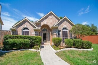 Building Photo - 3101 Sawtooth Dr