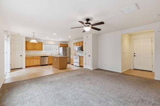 Foto del edificio - 3 Bedroom 2.5 Bath Home in Longmont