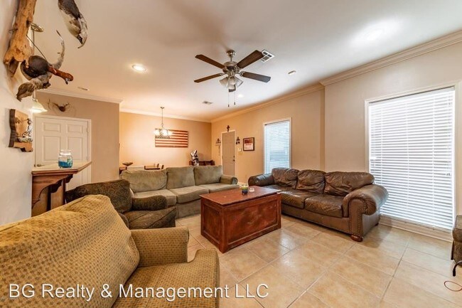 Foto del edificio - 3 br, 3 bath House - 108 Midtown Alley