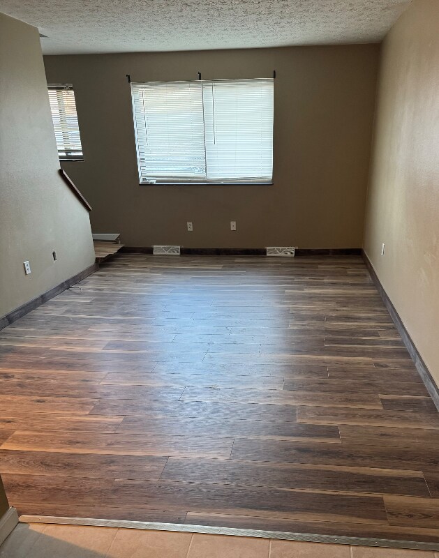 Foto principal - 155 Palomino Dr