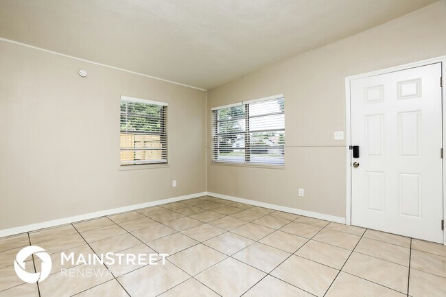 Foto del edificio - 6234 Balboa Dr