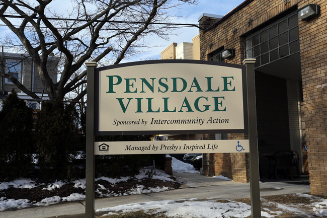 Building Photo - Pensdale Village I