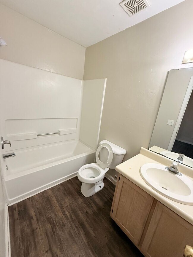 Foto del edificio - 1293 Rumba Ln