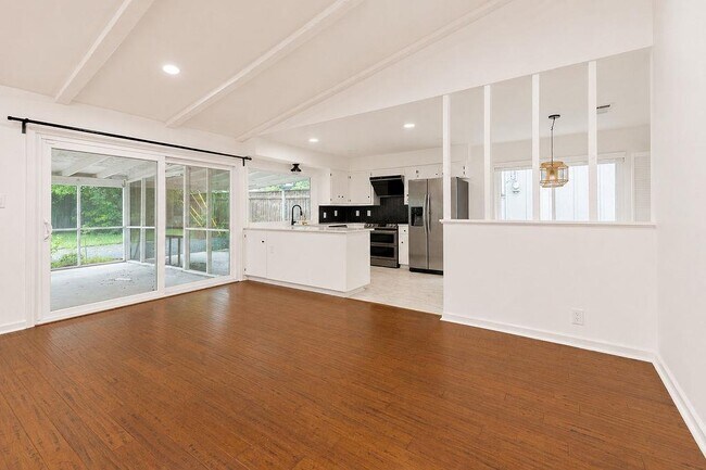 Building Photo - 5202 Greenheart Dr