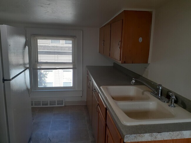 Foto del edificio - 312 S Chestnut Ave