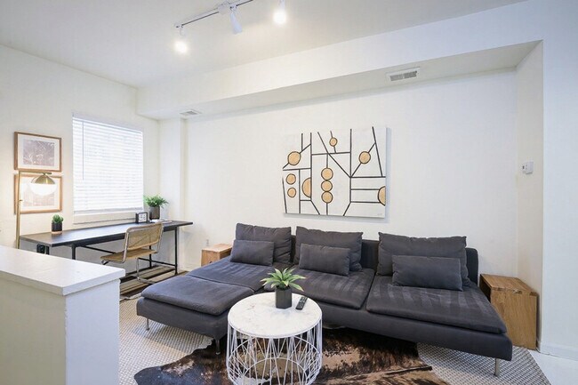 Foto del edificio - 1423 Q St NW