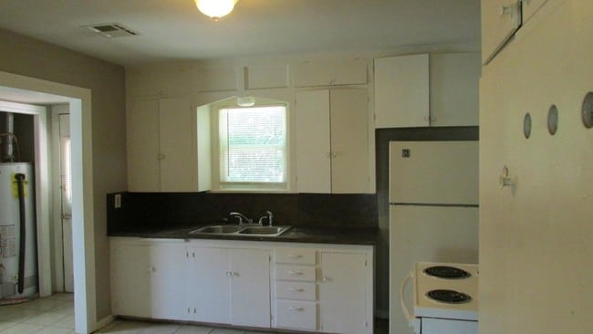 Photo - 1329 NW 95th St House