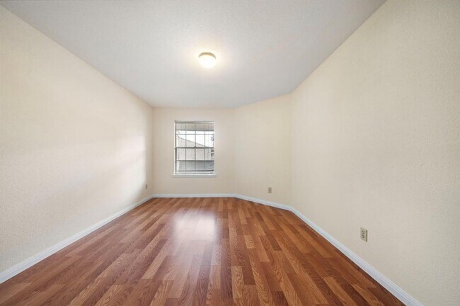 Foto del edificio - 9797 Leawood Blvd