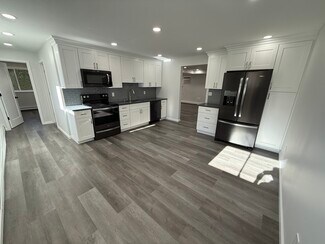 Building Photo - 53 Homeland Dr