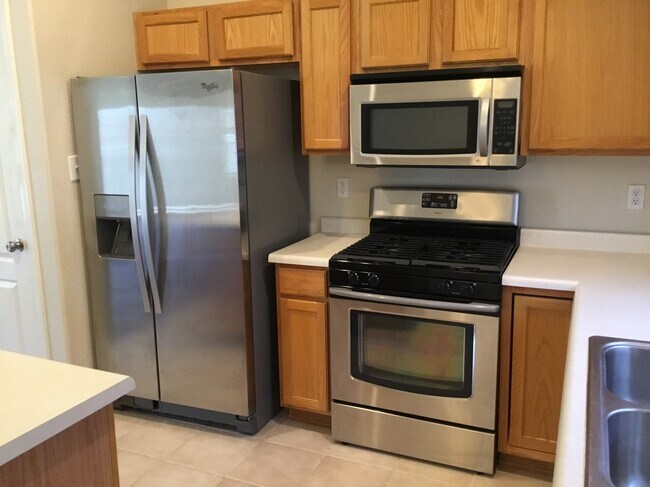 Foto del edificio - 804 Ocate Meadows Dr NE