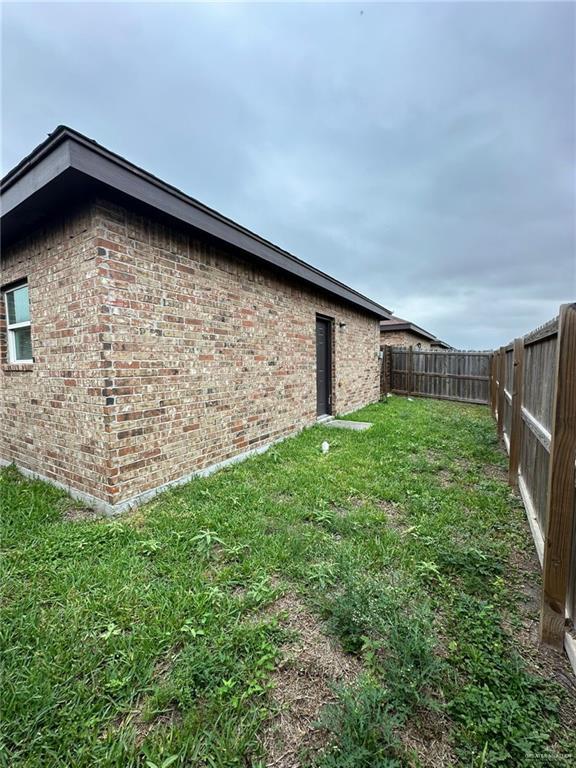 Building Photo - 3704 Valeria St