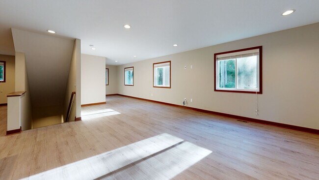 Foto del edificio - 1078 18th Ave SE