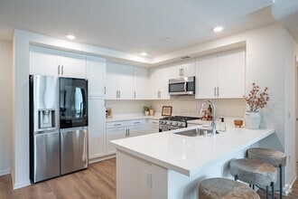 Interior Photo - Norco Valley