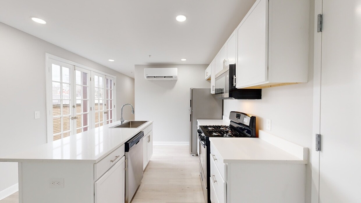 Photo - Nighttown Apartments