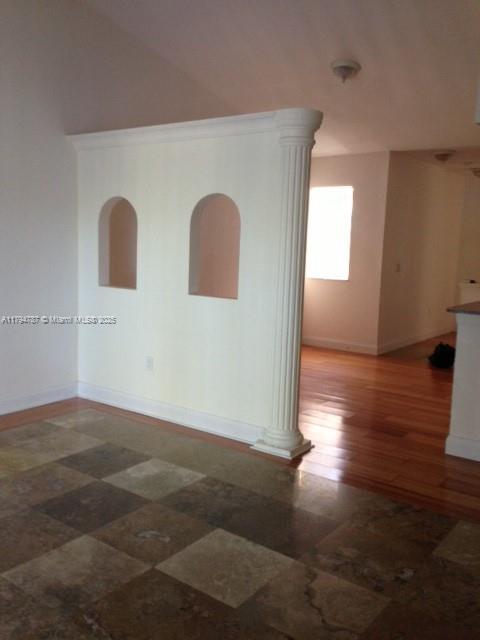 Building Photo - 2549 Centergate Dr