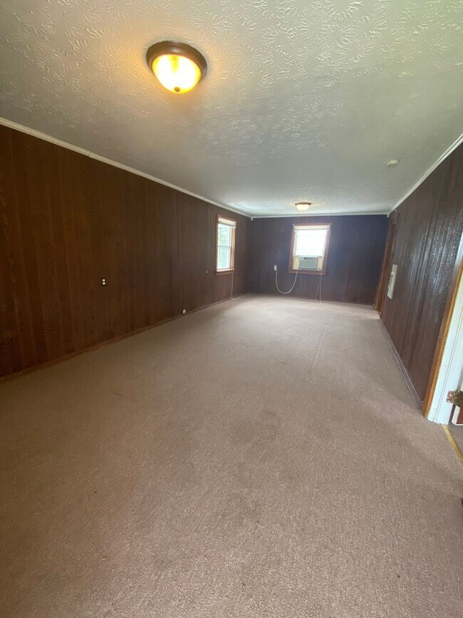 Building Photo - Legrande- 2116