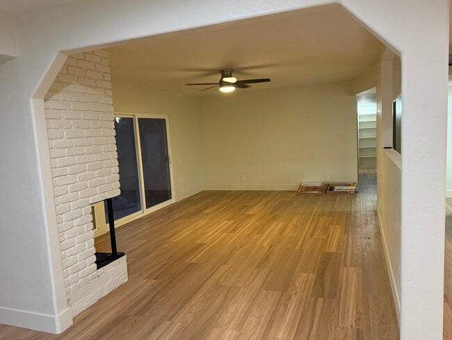Building Photo - 3801 Bianchi Way