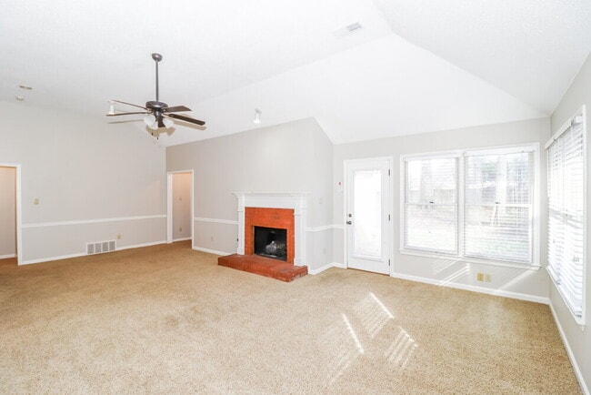 Building Photo - 1562 Appling Wood Cove N