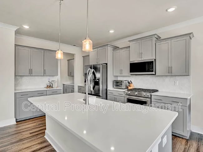 Building Photo - 106 Barred Owl Rd