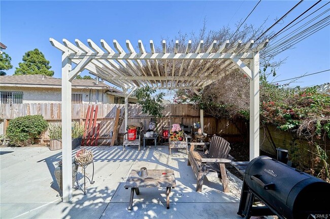 Building Photo - 2822 Redondo Beach Blvd