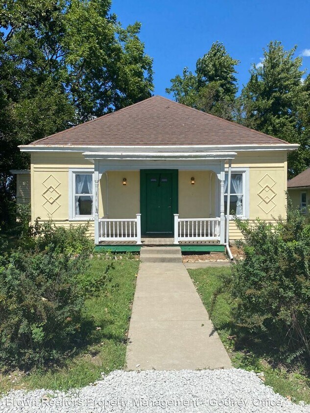 Primary Photo - 2 br, 1 bath House - 22466 Hollow