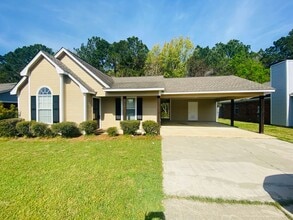 Building Photo - 473 Mockingbird Cir