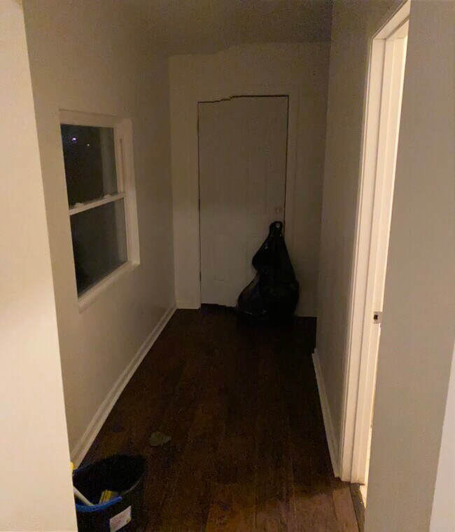 Hallway - 11820 S Union Ave