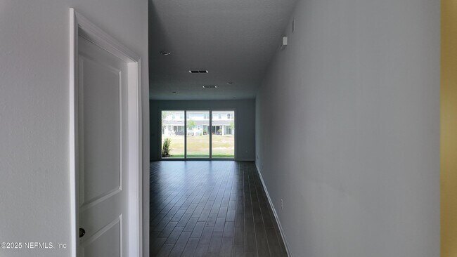 Building Photo - 257 Silver Myrtle Ct