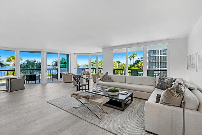 Building Photo - 3140 S Ocean Blvd